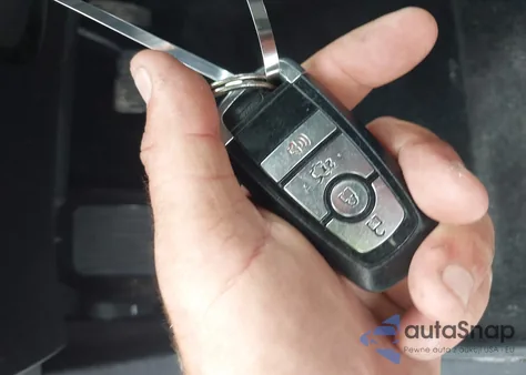 2017 Ford Fusion Se z USA, uszkodzony, nr VIN 3FA6P0H76HR410875